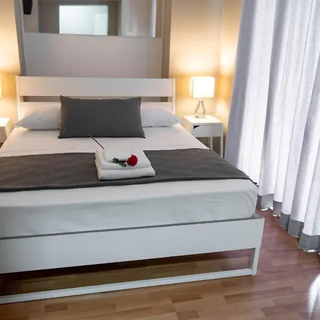 Madà 4* Naples