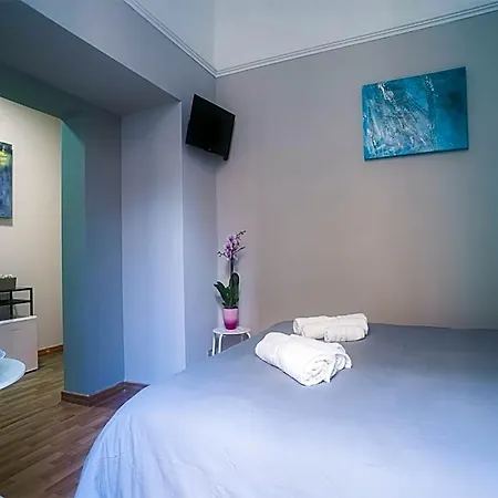 فندق مبيت وإفطار Mada نابولي