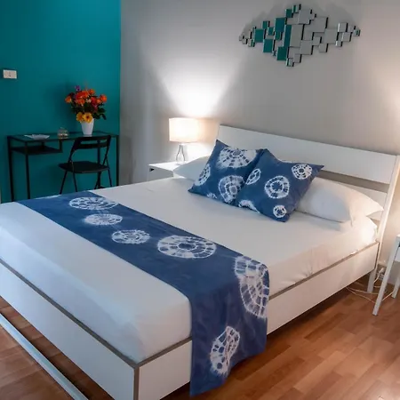 Mada Neapel
